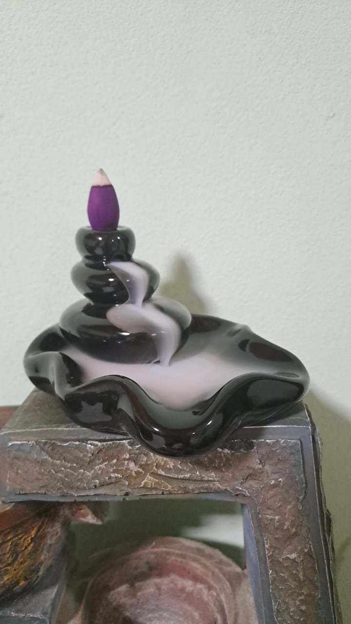 Porta Conos sobre 3 Piedras 9 cm